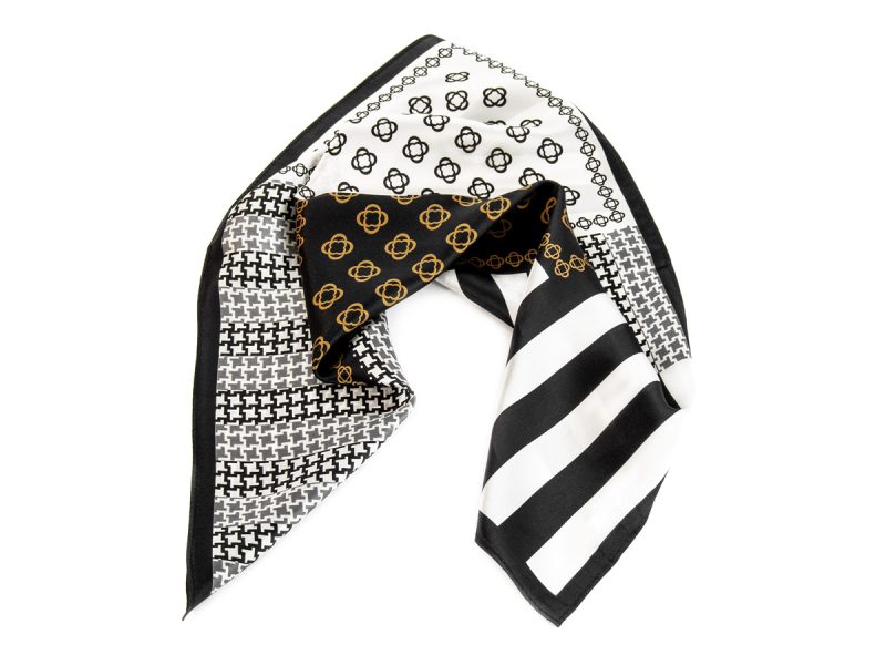 Apaszka jedwabna TIZIANA-T20-C-SCARF-BLACK-